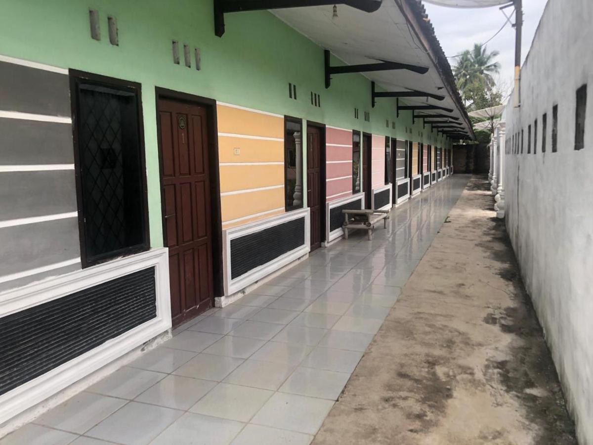 Hotel Arjuna Baturaja  Exterior foto